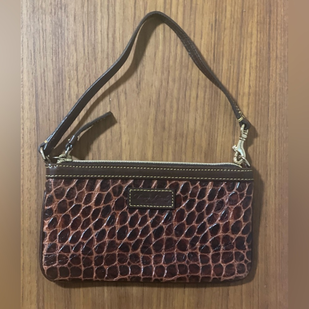Dooney & Bourke Croc Print Zippered Large Slim Wristlet Wallet Mini Purse